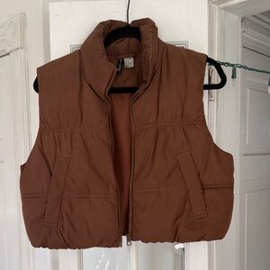 Brown cropped Puffer Vest
